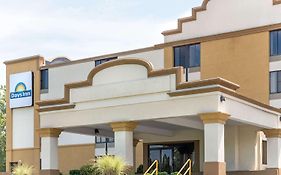 Days Inn By Wyndham Hagerstown I-70